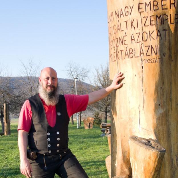 erdobenye-emlekpark-02-624x624